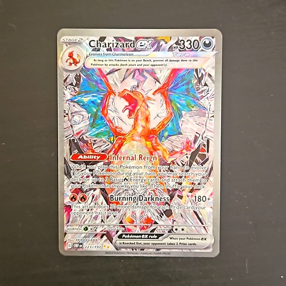 RARE CHARIZARD POKEMON CARD - Picture 1 of 3